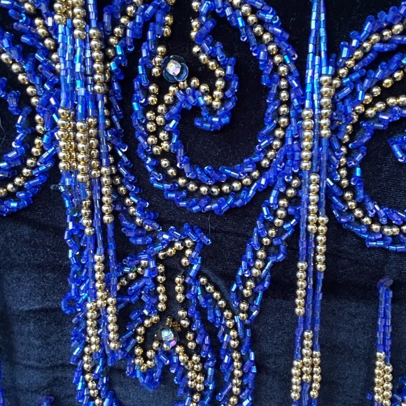 VINTAGE VELVET EGYPTIAN BEADED DRESS - Picture 12 of 13